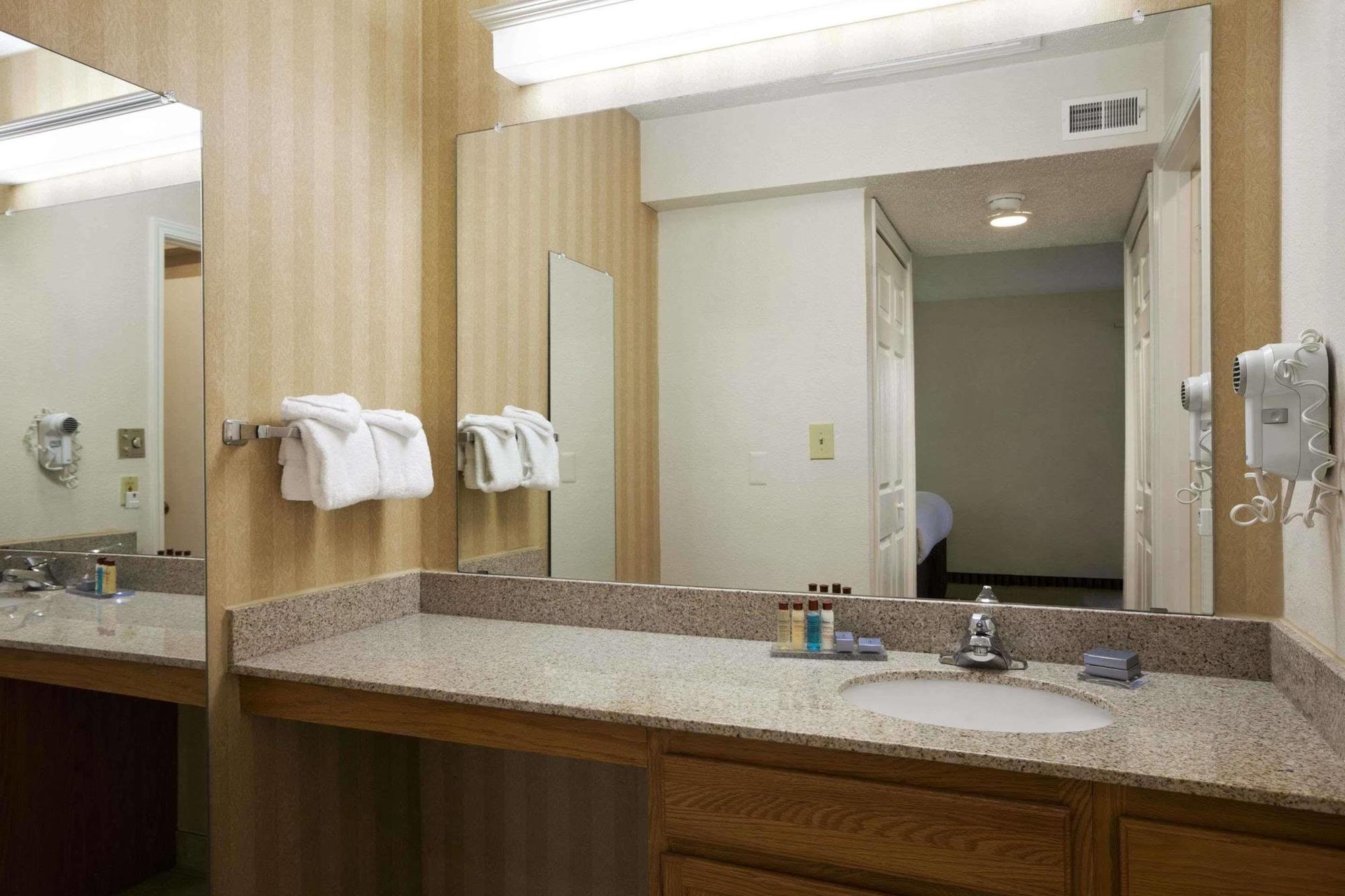 Hotel Hawthorn Of